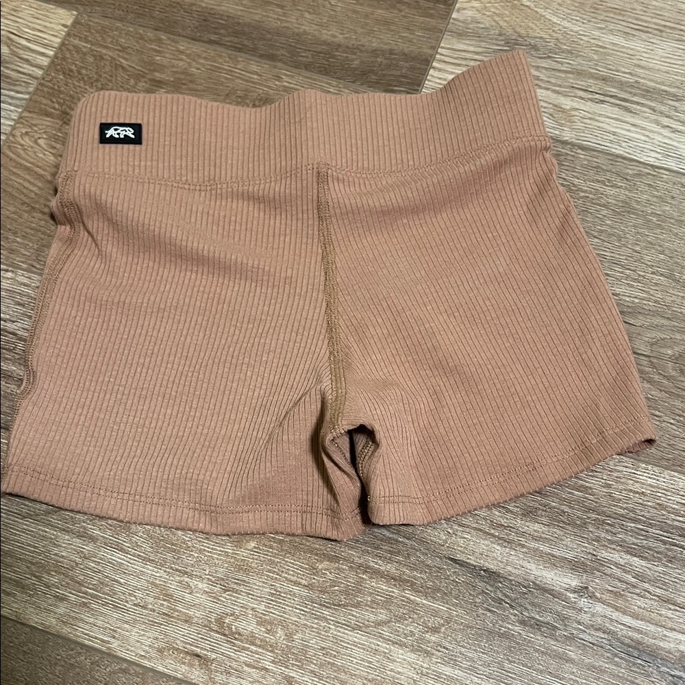 Ribbed Tiger Friday shorts size AXS NWOT